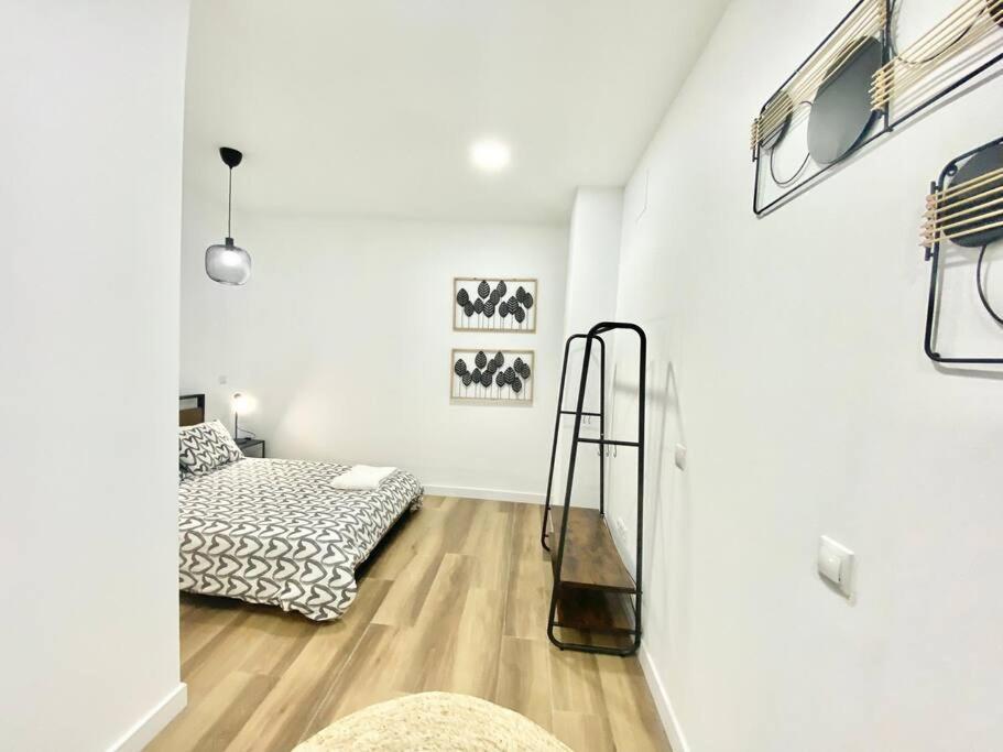Madrid Rio Amparo Usera ภายนอก รูปภาพ